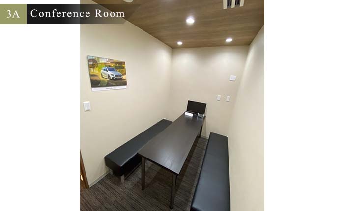 Conference Room／会議室