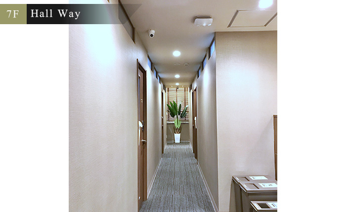 Hall Way／通路