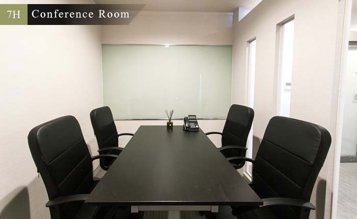 Conference Room／会議室